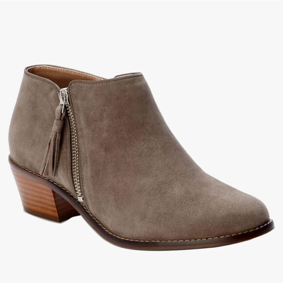 Vionic suede ankle boots 8.5 - Picture 1 of 9